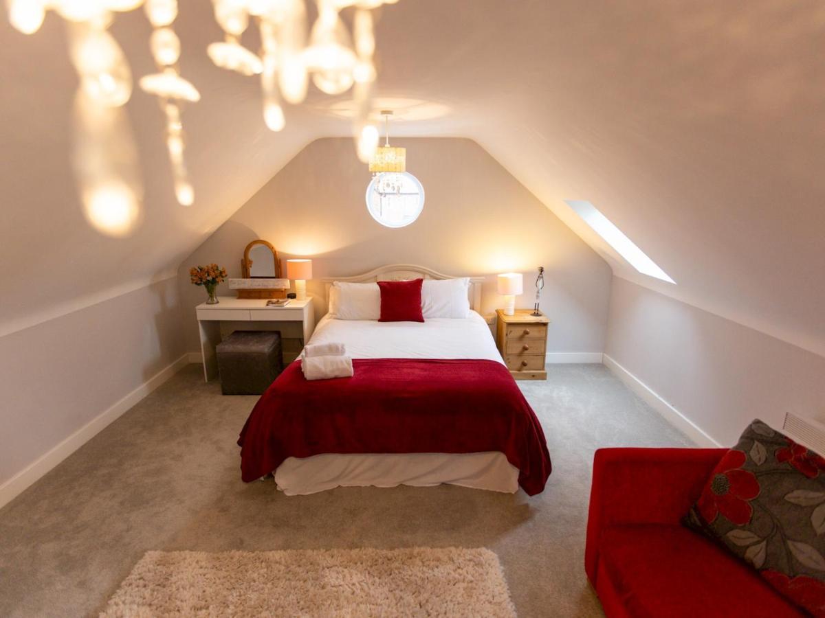 Pass The Keys Superb Space In The Idyllic Village Of Loppington Shrewsbury Kültér fotó