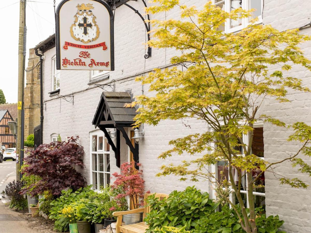 Pass The Keys Superb Space In The Idyllic Village Of Loppington Shrewsbury Kültér fotó